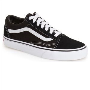 VANS Old Skool Sneaker (womens)